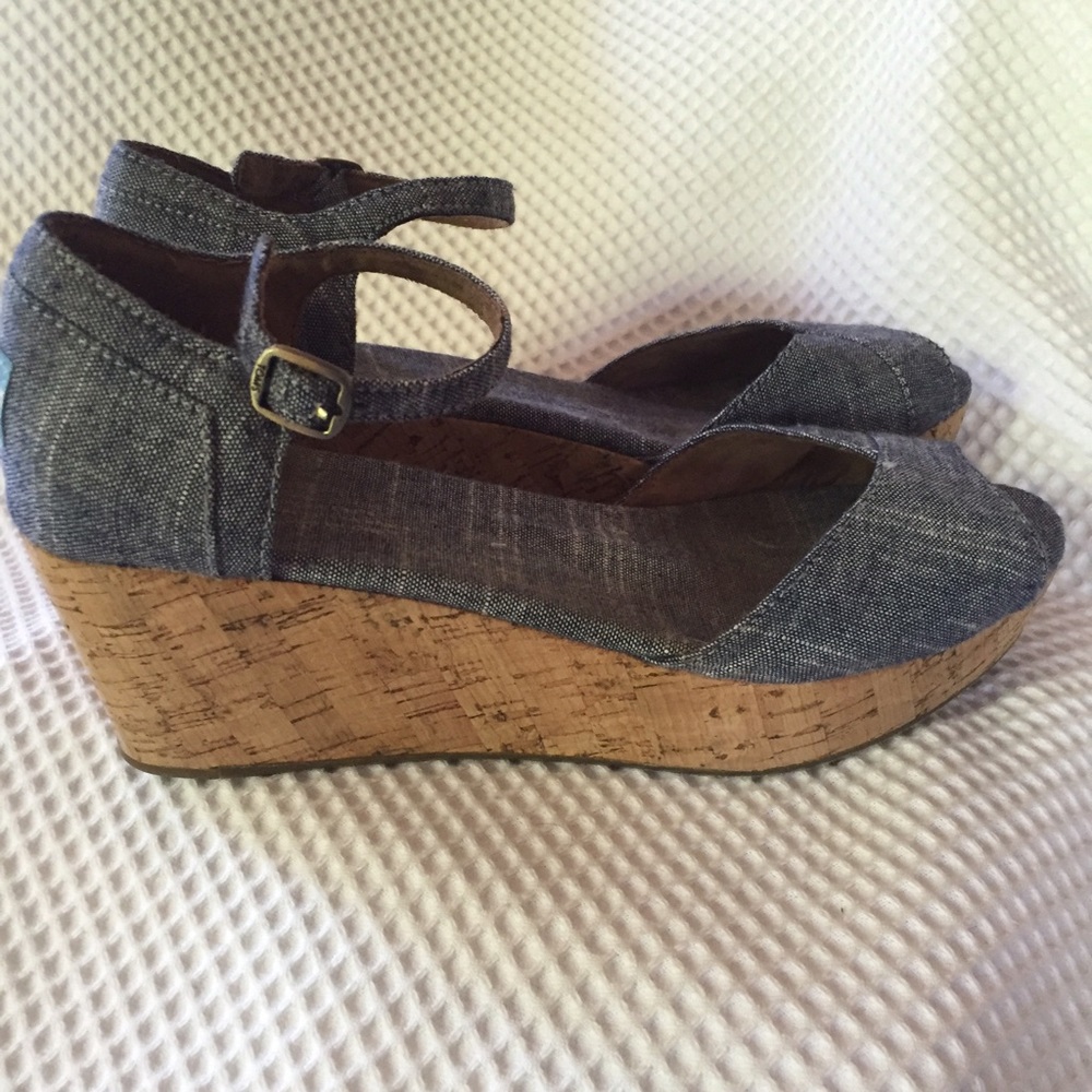 Tom's Chambray Cork Platform Sandals
