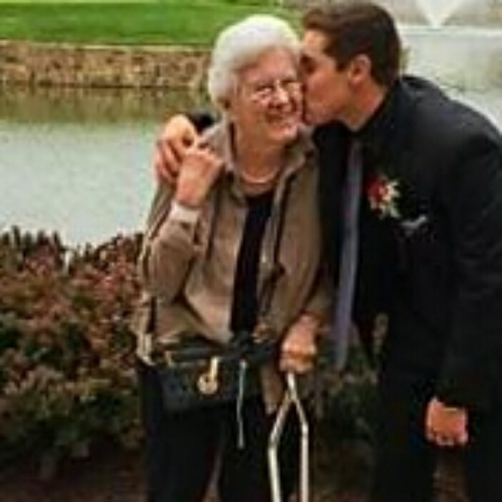 Meet your Posher, Donna