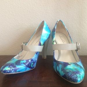 Kenneth Cole vintage, blue, marble leather heel