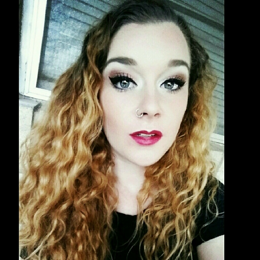 Meet your Posher, Meagan