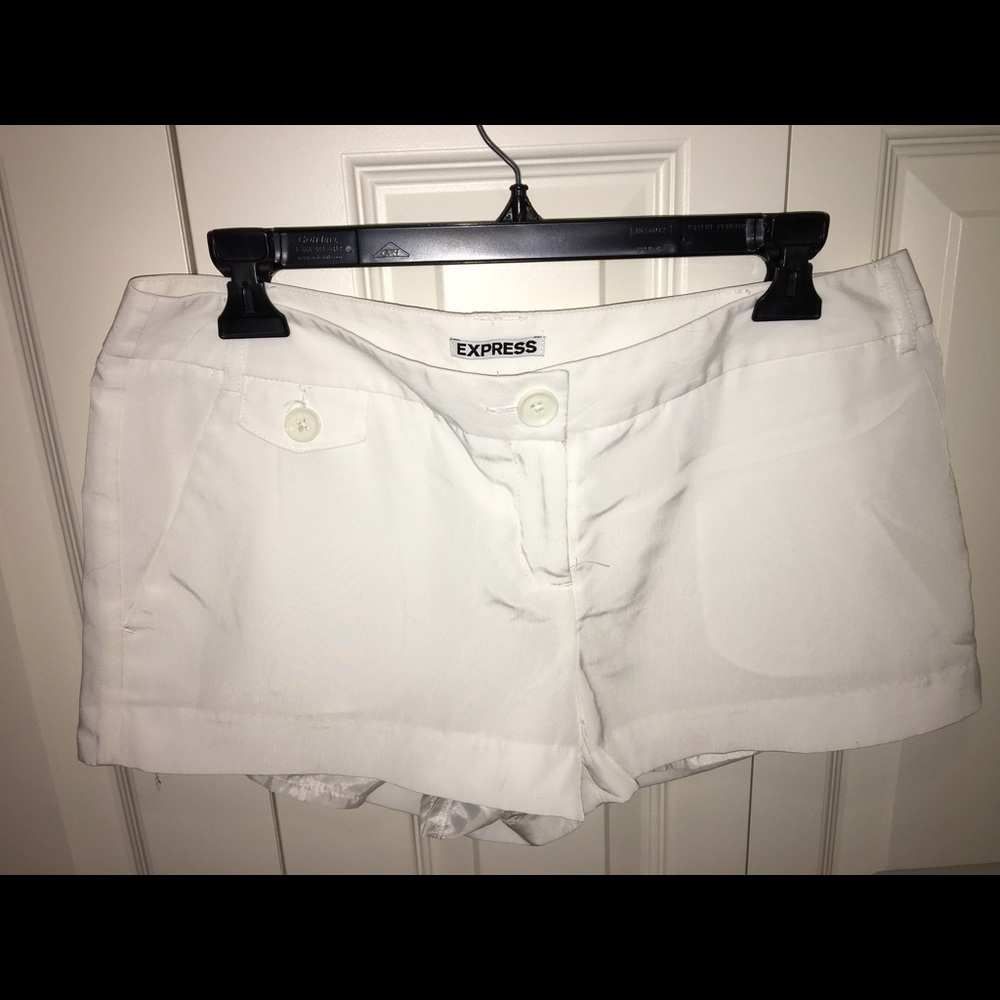 Express Size 6 shorts