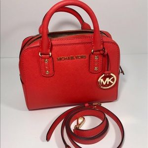 Michael Kors Cross body bag in Red!!!