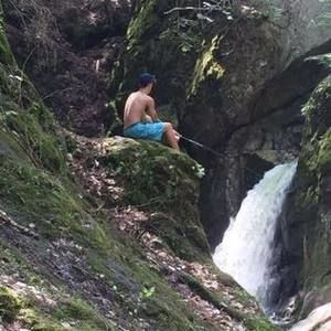 Meet your Posher, Sam