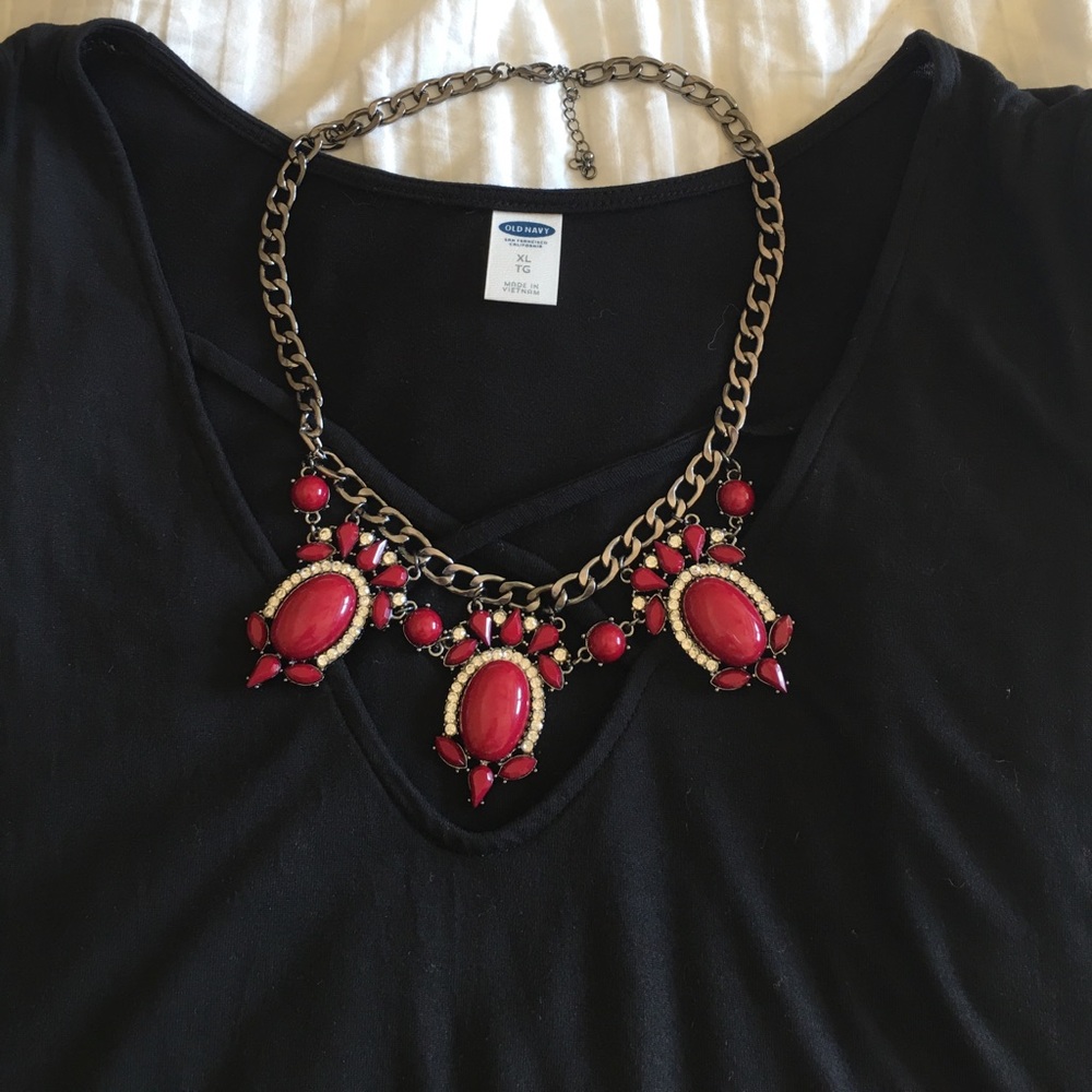 Cute red statement necklce