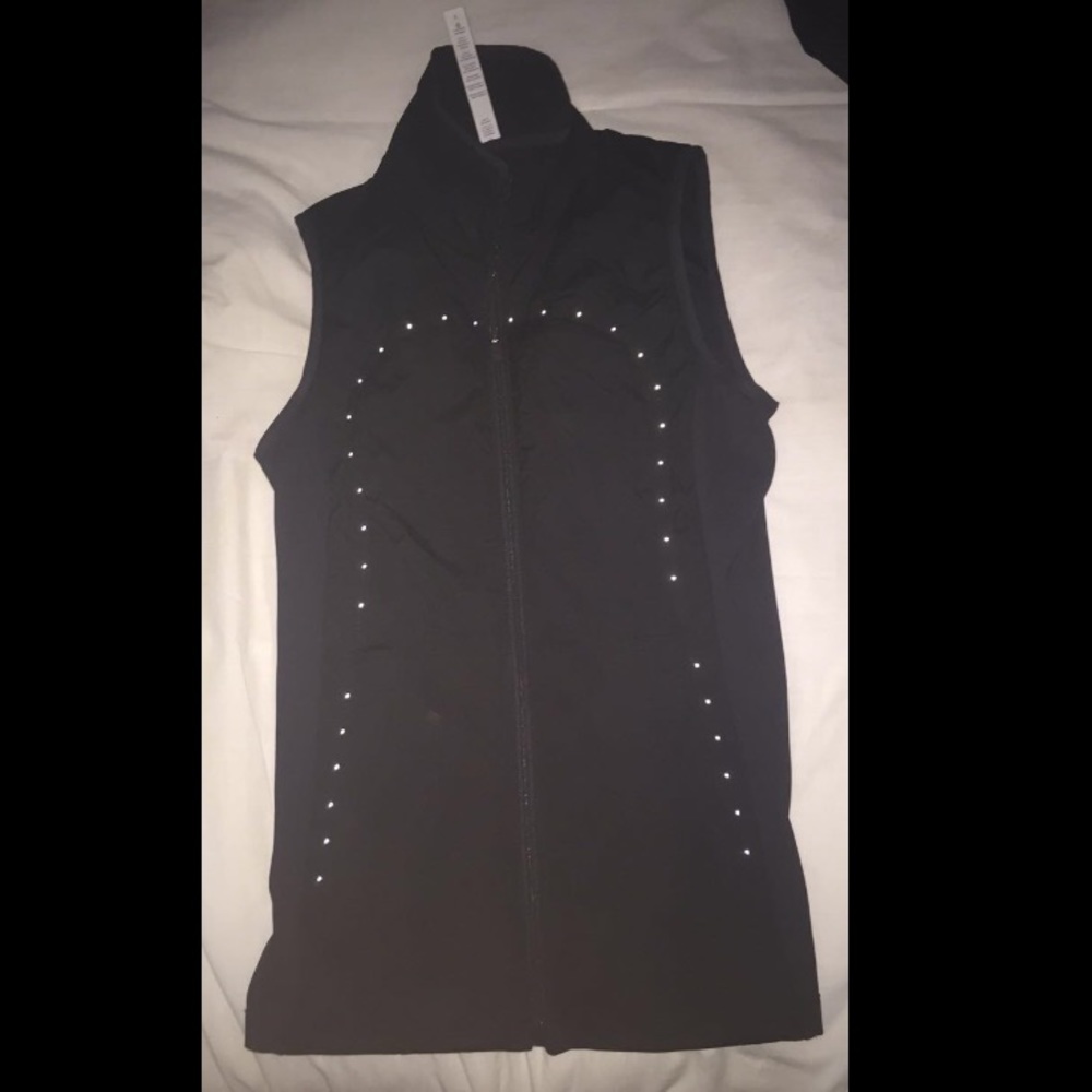 🌸Lululemon vest size 6🌸