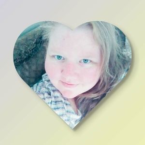 Meet your Posher, Angie