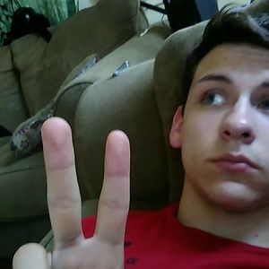 Meet your Posher, James