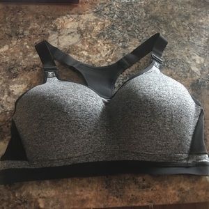 Victoria's Secret Sport 38DD Sports Bra