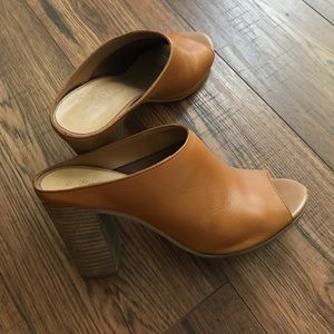 Tan Bella Vita Mules