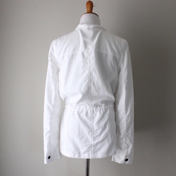 Hinge White Belted Jacket - Picture 3 of 3