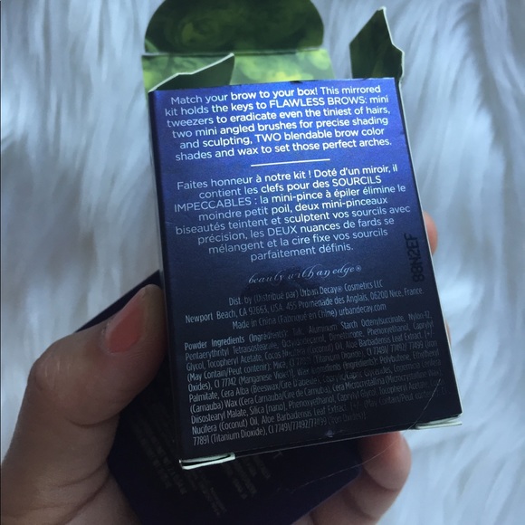 Urban decay brow box in Honey pot - Picture 4 of 8