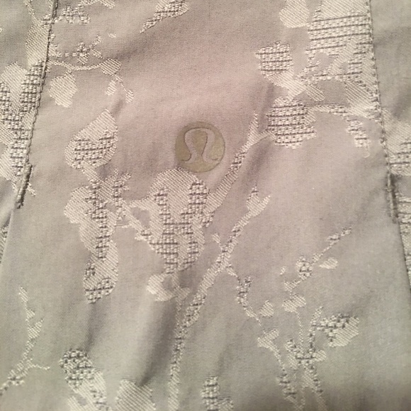 Lululemon jacket - Picture 5 of 5