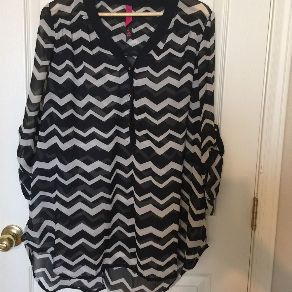 Pure Energy chevron tunic