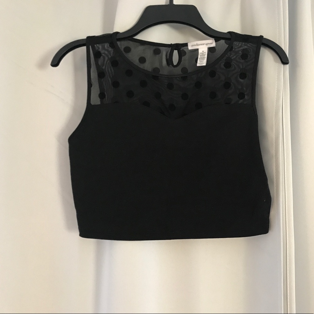Crop top