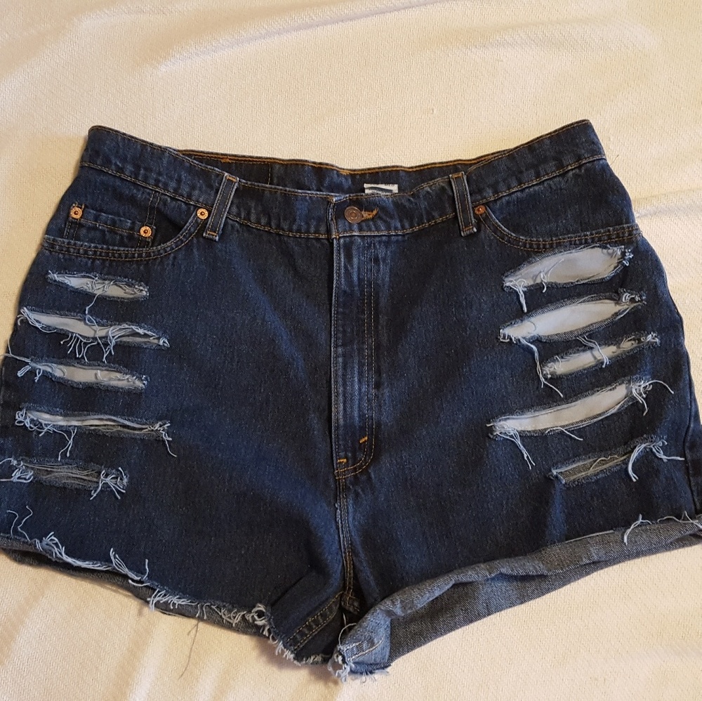 Distressed Levi Shorts