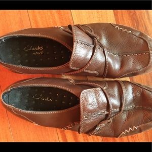 Women's Clarks shoes