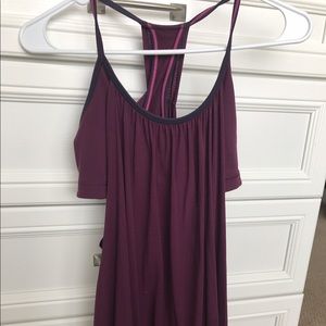 No limits Lululemon tank size 8 Bordeaux color