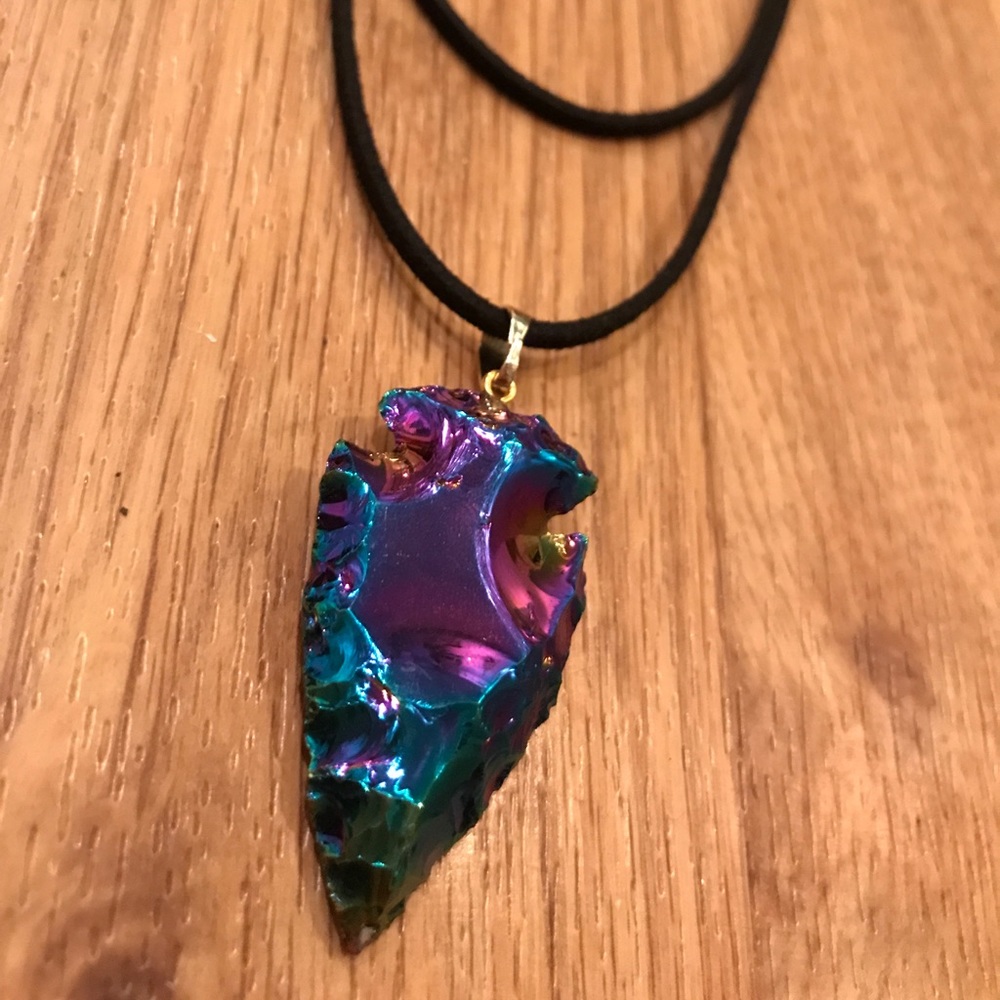 Iridescent arrowhead necklace
