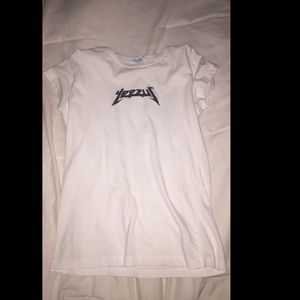 🌸Yeezus (yeezy) t-shirt brand new!!🌸