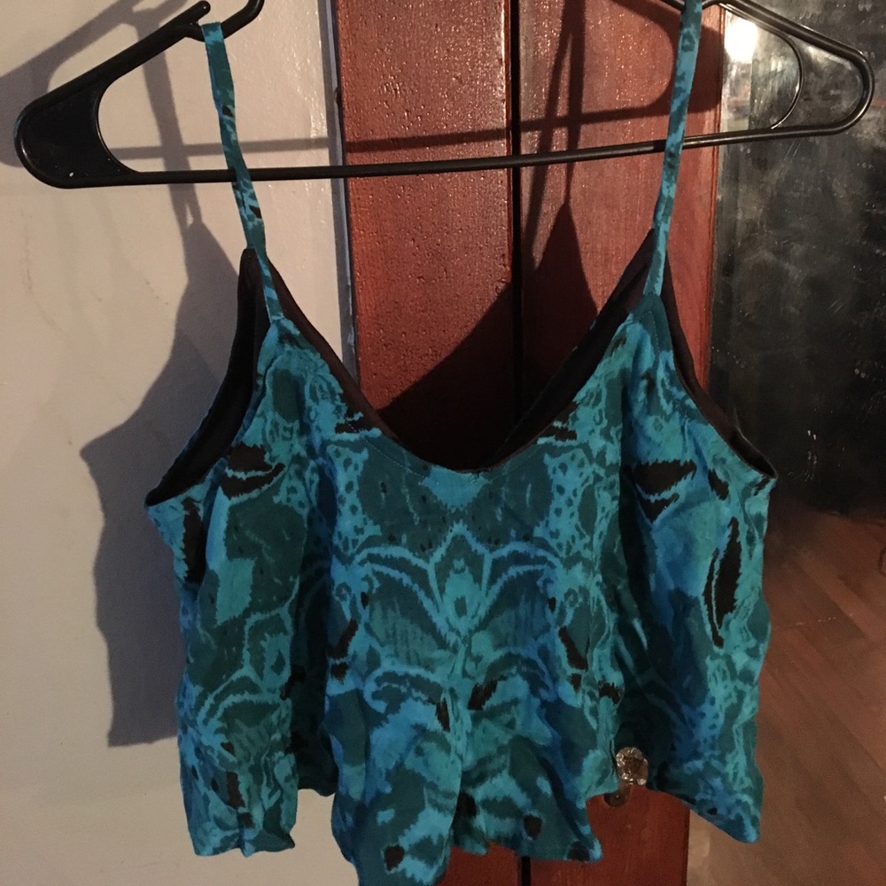 Angie cute crop top