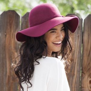 Burgundy felt Floppy Hat