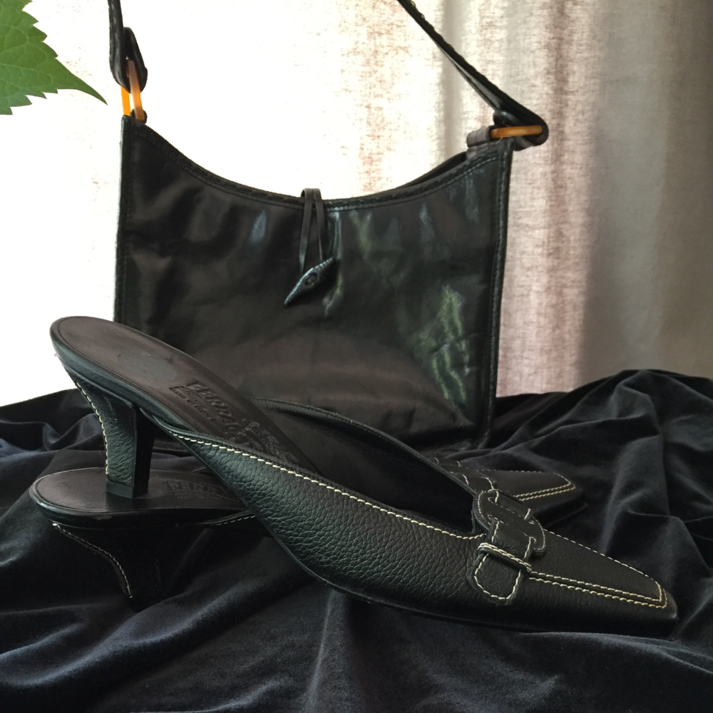 Ferragamo Sabrina Heel Mules Classic!
