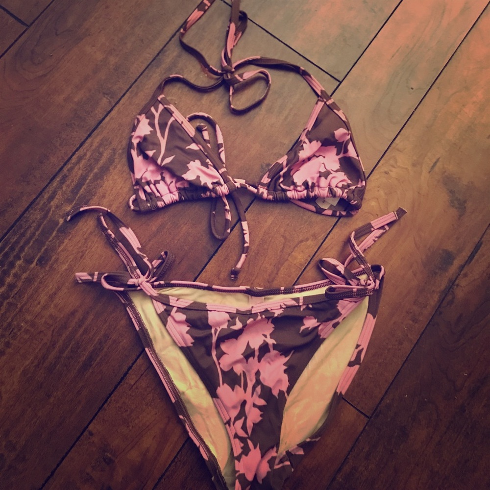 Victoria Secret bikini