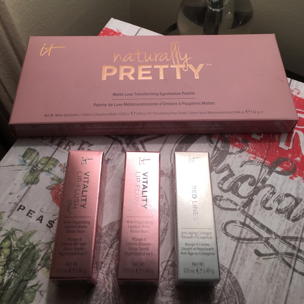 It cosmetics bundle - Picture 4 of 4