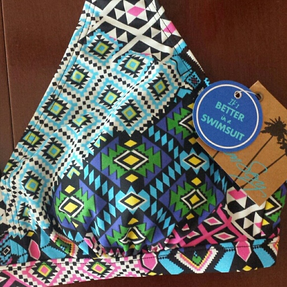 NWT Swimsuitsforall Halter Swim Top - Picture 2 of 4