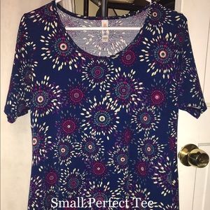 LuLaRoe Small Perfect Tee