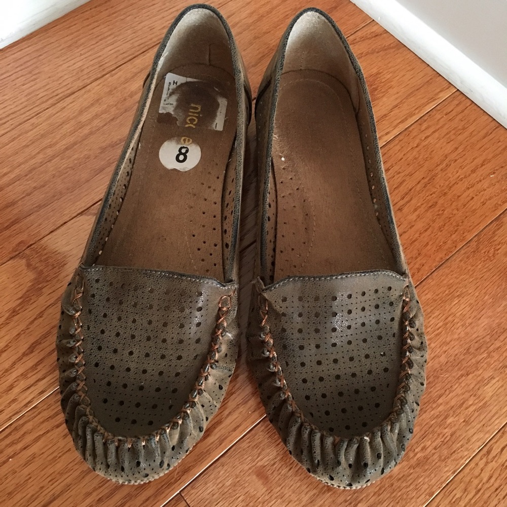 Nicole flats