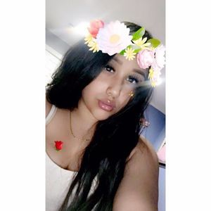 Meet your Posher, Briana