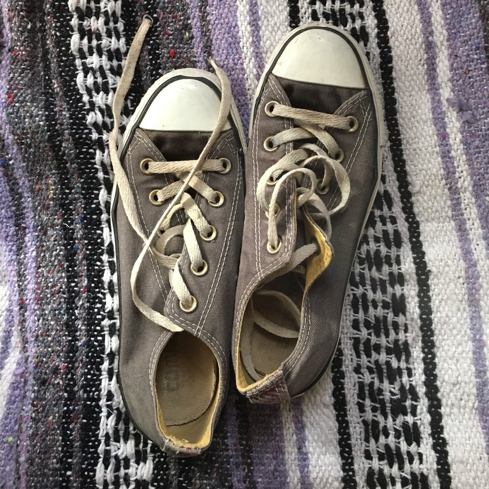 Used converse BUNDLE