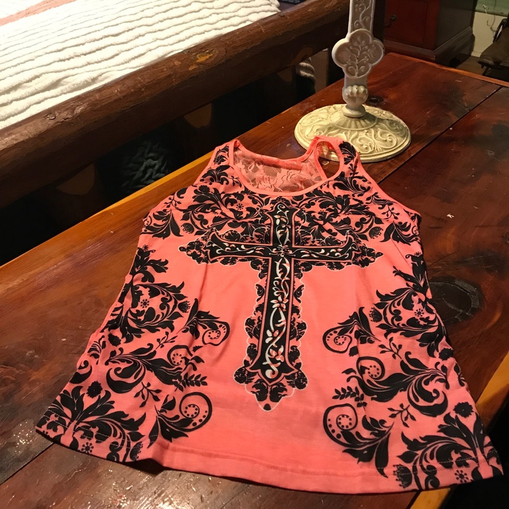 Gothic style cross tanks