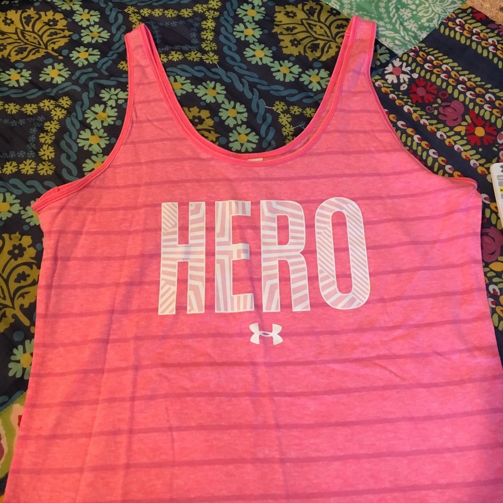 Under Armour Semi-Fitted small tank