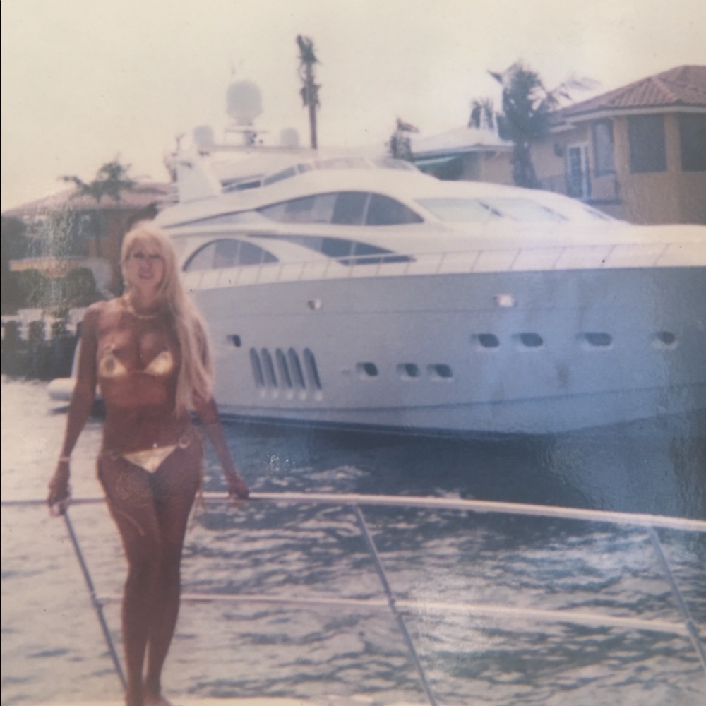 Meet your Posher, Janeth