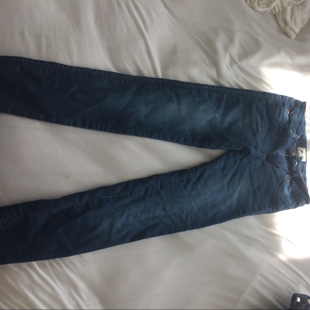 dark blue jeans