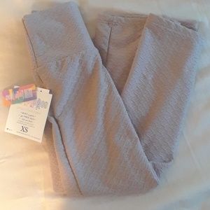 NWT Beige textured Cassie Lularoe pencil skirt xs