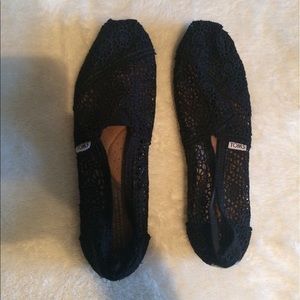 Lace Toms