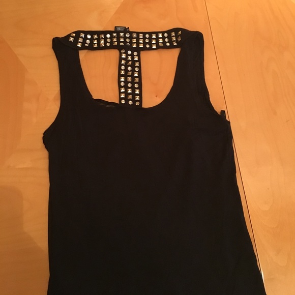 Top - Picture 4 of 4