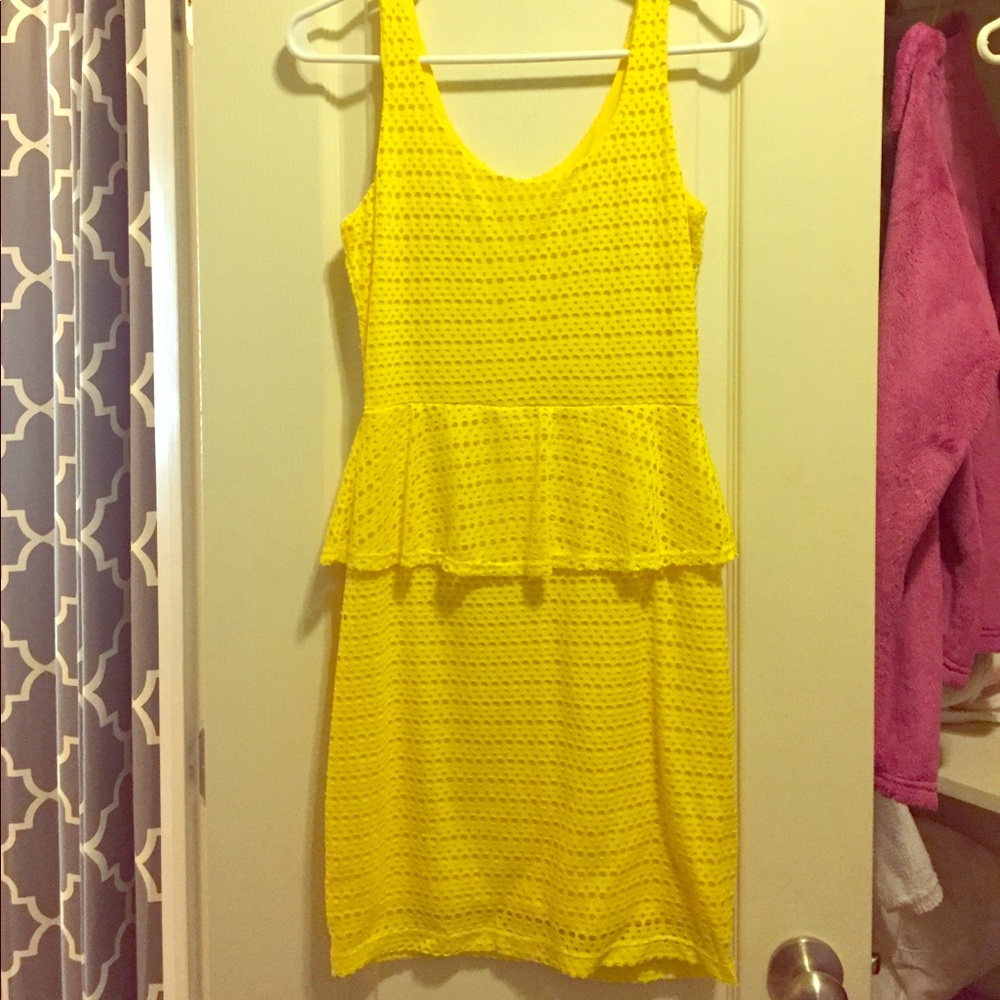 Gianni Bini Yellow Dress