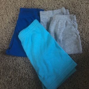 6-9 Month 3 Pants 2 Shorts Bundle