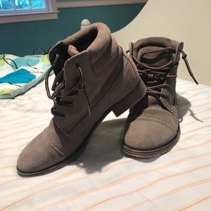 STEVE MADDEN combat boots