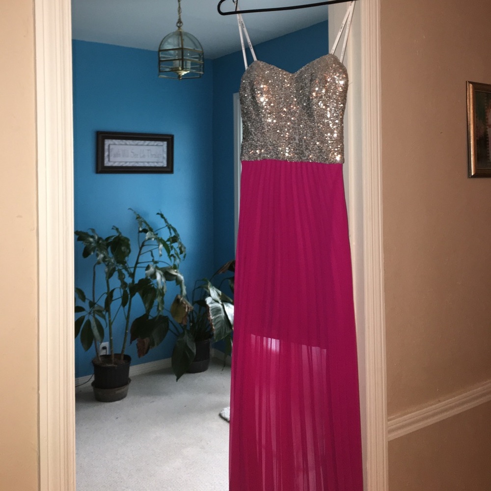 Maxi dress 1/2