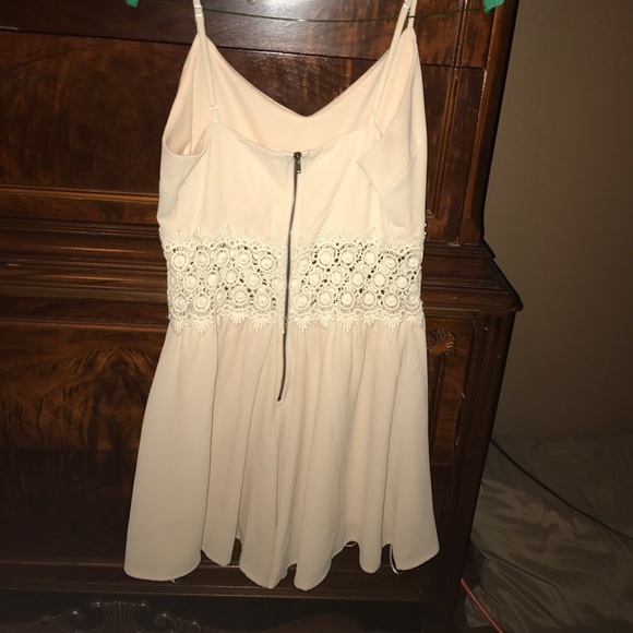 Romper - Picture 2 of 3