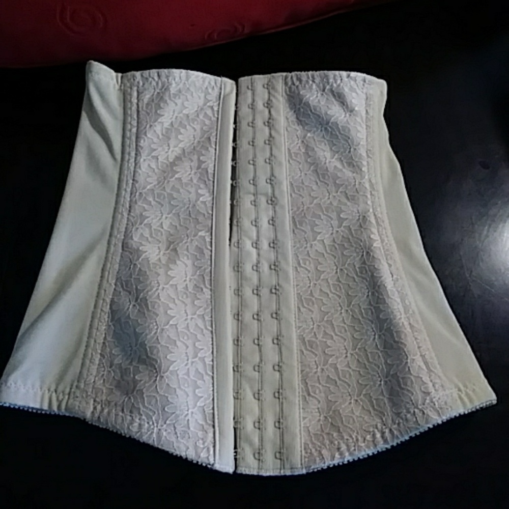 Body shaper