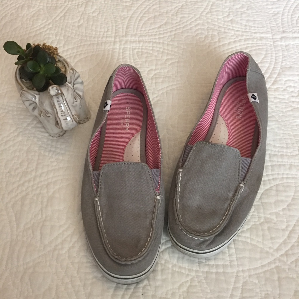 Gray Sperry Flats