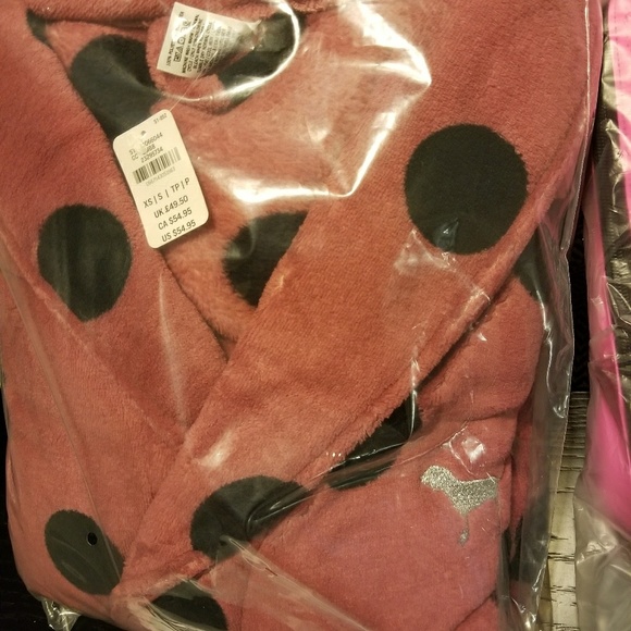 VICTORIA SECRET PINK bath robe,slippers,lunch bag - Picture 2 of 4