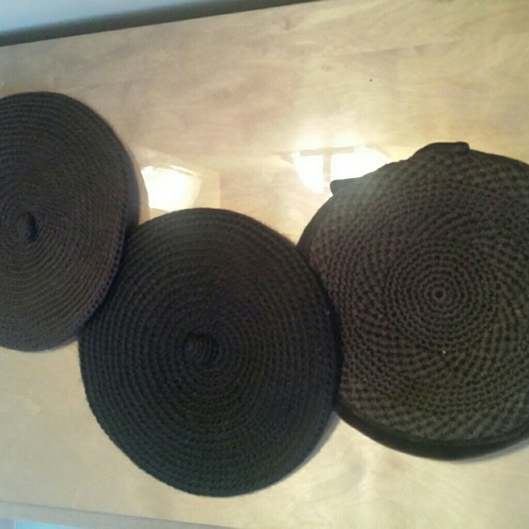 Winter hat, beret - Picture 2 of 4