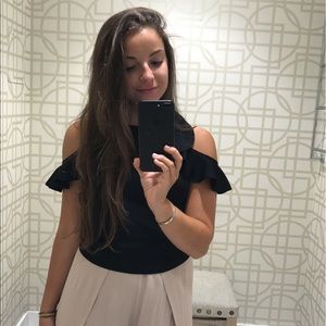 Meet your Posher, Monica